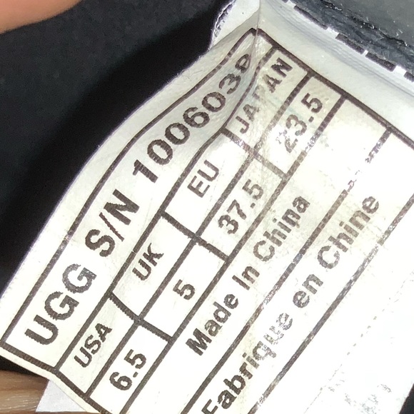 Women's UGG Tall Black Boots - Picture 9 of 9